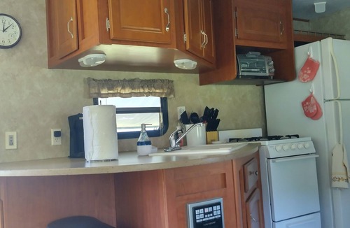 Ripley House | Relax in our refurbished 40 ft. RV overlooking beautiful vineyards in Ripley, NY