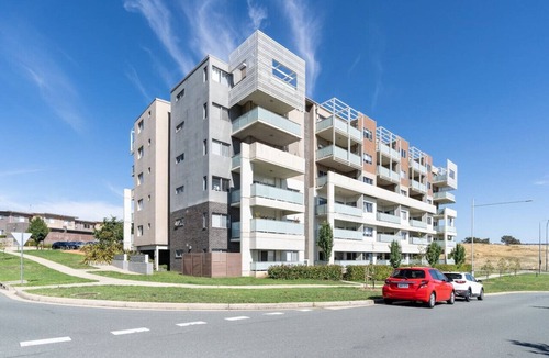 Wright Apartment | Relaxing 2BR Apt in North Point Complex