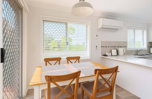 Runaway Bay House | Relaxing 2BR Getaway: Nespresso, WiFi & Parking