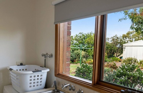 Kialla House | Relaxing Family Farmstay Shepparton 7mins to CBD