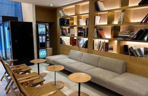 Recoletos Apartment | Renovated apartment in Madrid Center