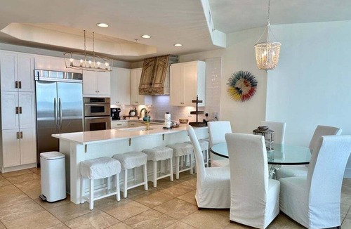 Orange Beach East Condo | Renovated Caribe Penthouse 3/3 Sleeps 12