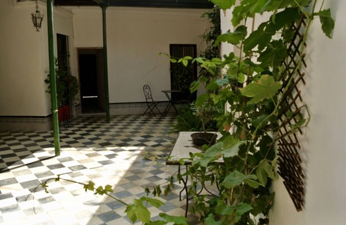 Jerez de la Frontera Old Town Apartment | *renovated apartment with patio