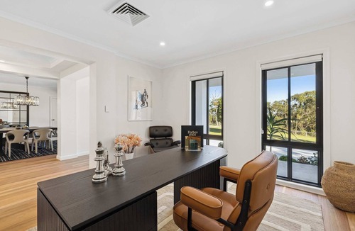 Kariong House | Resort Estate | Pool, 4BR, 3 Acres, Fire Pit