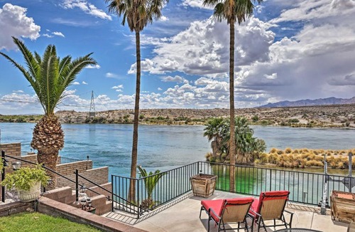 Bullhead City House | Restful Riverfront Retreat with Private Dock and Patio