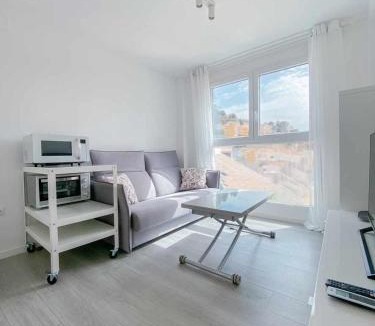 Pedregalejo Playa Apartment | Rincón del Encuentro Frente a la Playa 3D