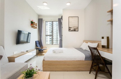 Bach Dang Riverside Apartment | River Gate Luxury Apartment to Ben Thanh in District 1