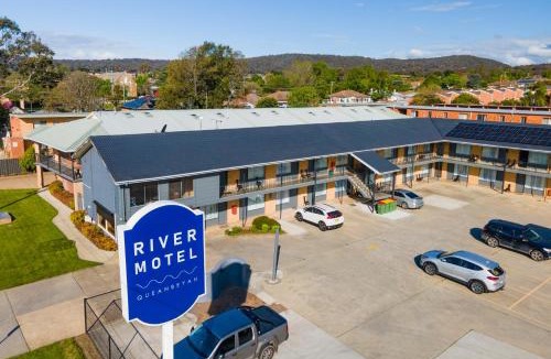 Queanbeyan East Hotel | River Motel