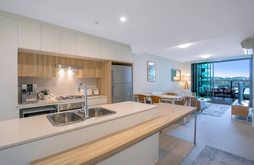 Hamilton Apartment | Riverfront Flow Poolside and Portside in Hamilton