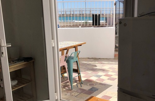 El Palo House | Ronnies Beach House, nice 2 bedroom house with a big rooftop with great seaview