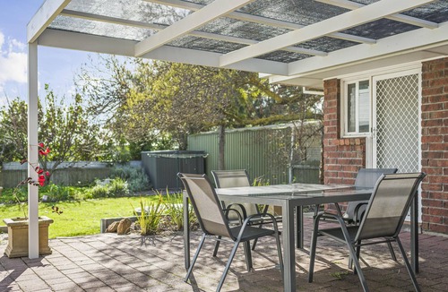 Port Willunga House | Rosie's ~ Port Willunga - Comfy Seaside Retreat in Peaceful Port Willunga | Pets Negotiable