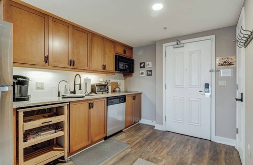 Vernon Condo | Rustic Chic at Mountain Creek!