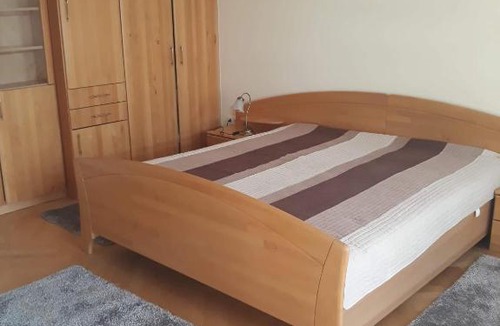Gyor Apartment | Sündörgő