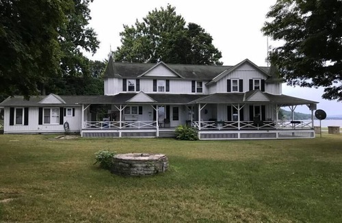Valois House | San Felice, a historic villa on Seneca Lake