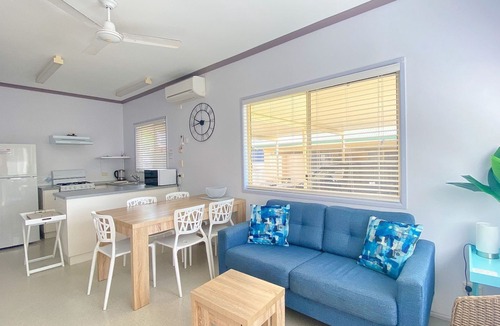 Traviston Villa | San Marco Villa 3 - Burrum Heads - Beachfront - 2BR - Pool