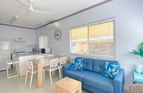 Traviston Villa | San Marco Villa 3 - Burrum Heads - Beachfront - 2BR - Pool