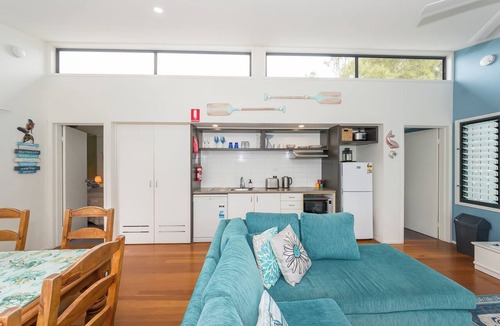 Diamond Beach Villa | Sandy Shores, W6 Serenity Resort