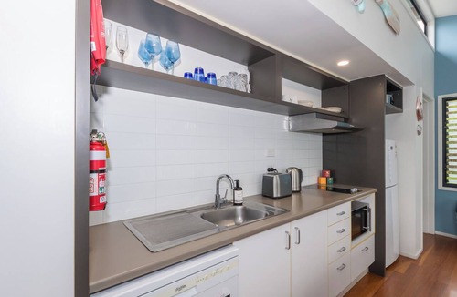 Diamond Beach Villa | Sandy Shores, W6 Serenity Resort