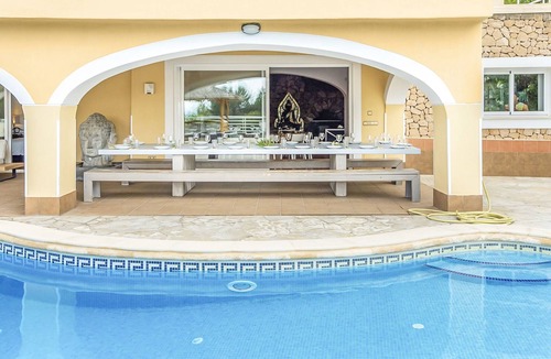 Sant Jordi de Ses Salines Villa | Sea-view Villa Top Location at Km4 5 min. to Bossa & Ibiza town