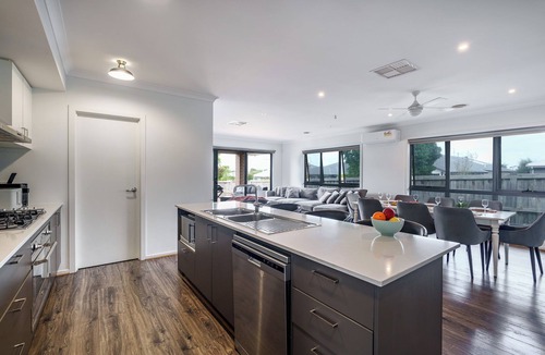 Ocean Grove House | Seaside Groove – Coastal Stay in the Heart of Ocean Grove