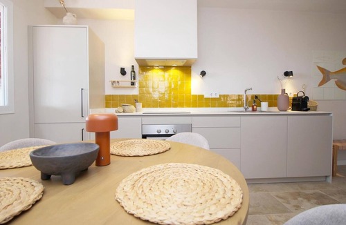 Playas del Palo Apartment | Seaside Home in El Palo, Malaga
