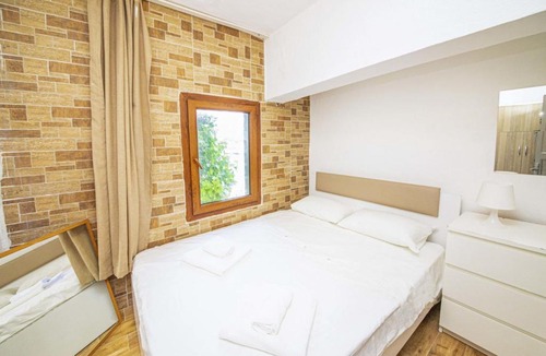 Gumusluk House | Seaside House with Refreshing View in Gumusluk