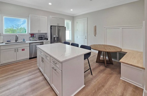 Long Beach House | Seaside Villa - Gulf Breeze with an Ocean View!