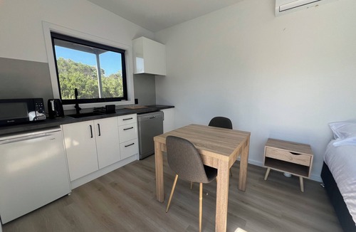 Wonthaggi Cabin | Secluded cabin close to beautiful beaches and the town of Wonthaggi