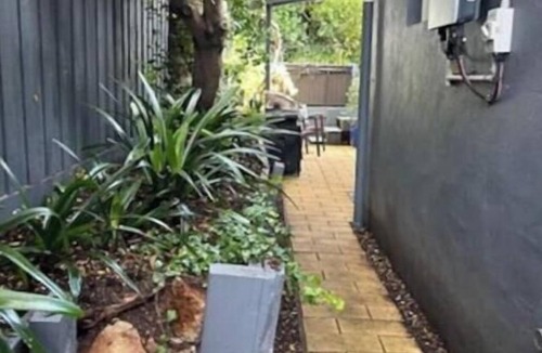 Sorrento House | Secluded Sorrento House 800m to Back Beach/Town