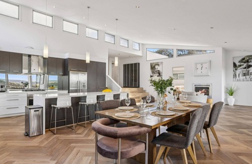 Fingal House | Serena House - Coastal luxury escape in Fingal