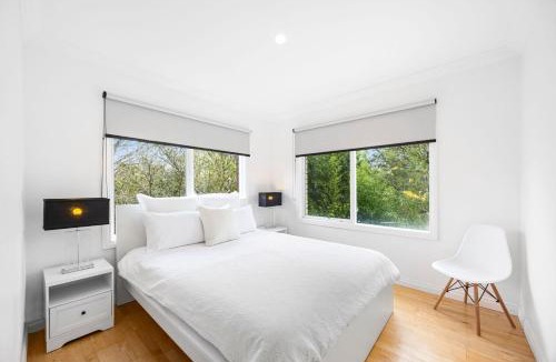 Goughs Bay Apartment | Serene 2BR Retreat in Goughs Bay Lake Eildon