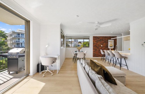 Kings Beach Apartment | Shanana Kings Beach Escape