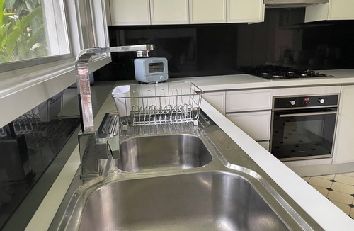 Marsfield Condo | Shared house-Room in Marsfield-Simple sunny room at a quiet location