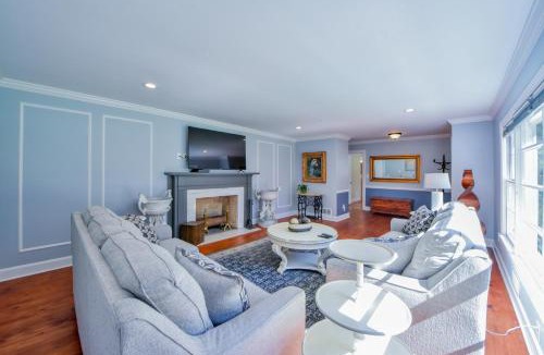 Taylorville House | Sherwood House