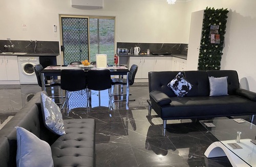 Maroon Other | Shire horse and Clydesdale farmstay