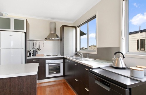 Lake Tyers Beach House | Shore Thing Upstairs | Coastal Family Retreat