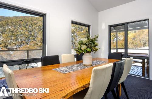 Thredbo Ski Chalet | Snowbound Chalet 3