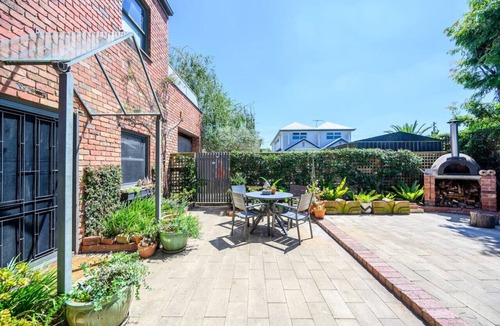 Northcote House | Soho Style Warehouse in the Heart of Northcote
