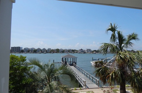 Wrightsville Beach House | Sound front home with boat slip in the heart of WB!