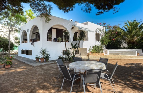 Port des Torrent House | Spacious Holiday Home “Ca Nostra Ibiza” with Pool, Garden and Terrace