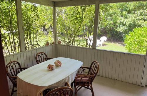 Freeport House | Spacious 3 Bed, 2 Bath Winter escape, near beach, includes car