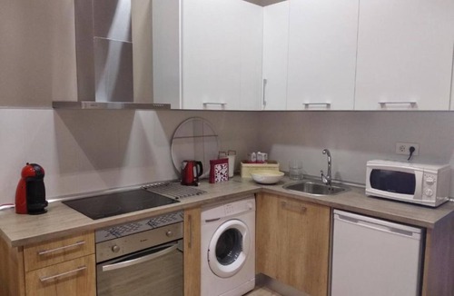 Alcala de Henares Apartment | Spacious 4-bedroom condo in tranquil Alcalá de Henares -One-Bedroom Apartment