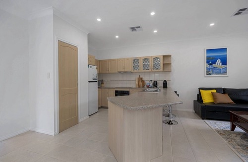 Glenunga Apartment | Spacious Glenunga Home with Garage Parking