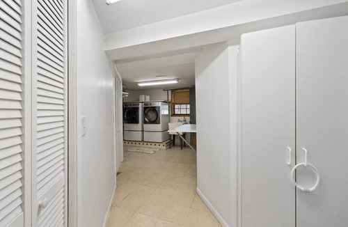 Monroe House | Spacious Home w/Pool/Hot Tub, Mins to Parks/Skiing