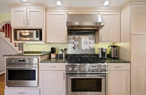 Monroe House | Spacious Home w/Pool/Hot Tub, Mins to Parks/Skiing