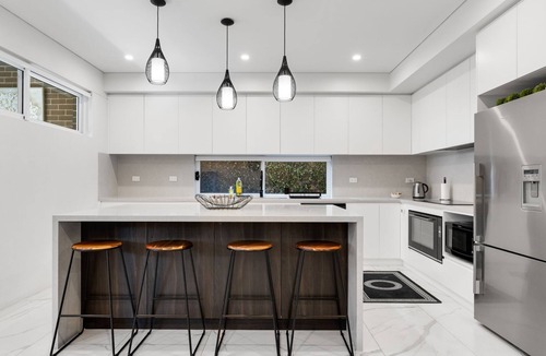 Lidcombe House | Spacious Lidcombe Lux mins to Sydney Olympic Park