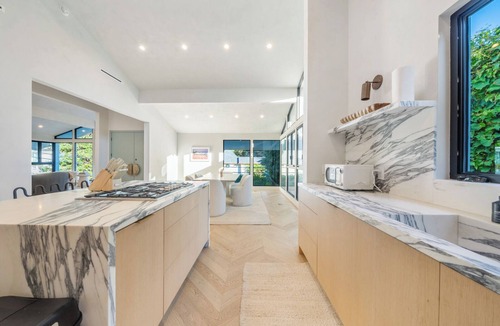 The Flats Villa | SPANISH MODERN VILLA IN BEVERLY HILLS