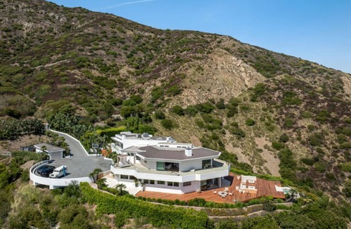Western Malibu House | Spectacular Malibu Escape | 360 Ocean Views