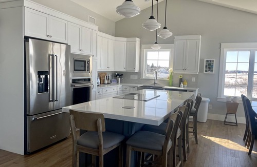 Cap-Pele House | SPECTACULAR OCEAN VIEWS EVERY ROOM, EXECUTIVE HOME DIRECTLY ON SANDY BEACH!