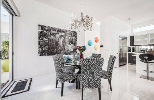 Little Tuscany House | Spring into Palm Springs and escape winter!